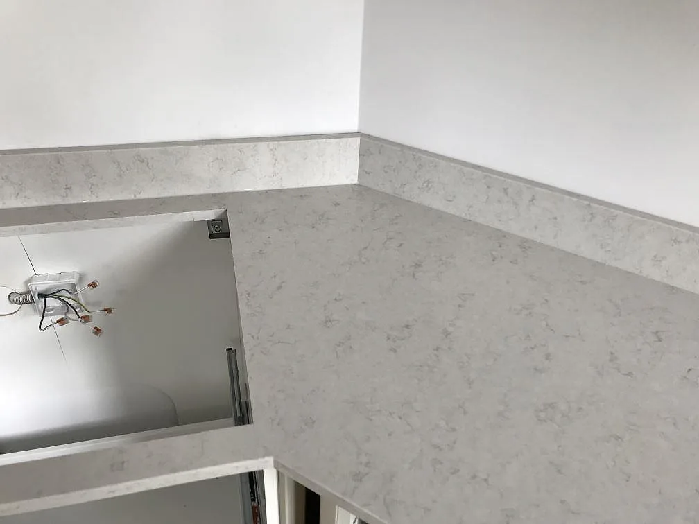 Køkkenbordplade i Silestone Snowy Ibiza, Helsingborg – billede 5