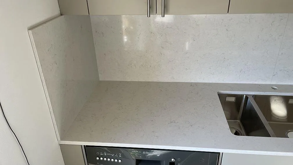 Køkkenbordplade i Silestone Snowy Ibiza, Helsingborg – billede 3