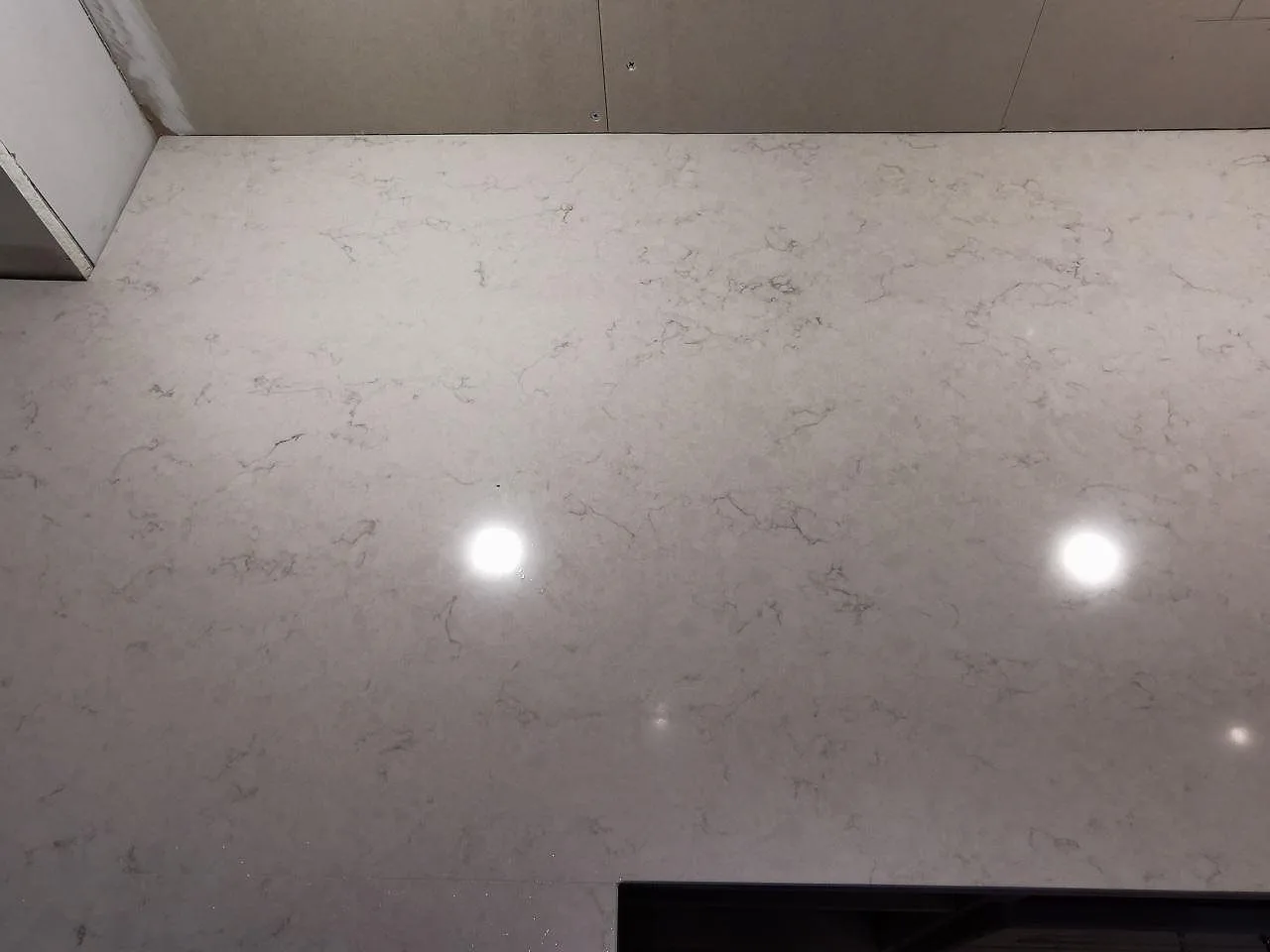 Køkkenbordplade i Silestone Snowy Ibiza, Hindås – billede 6