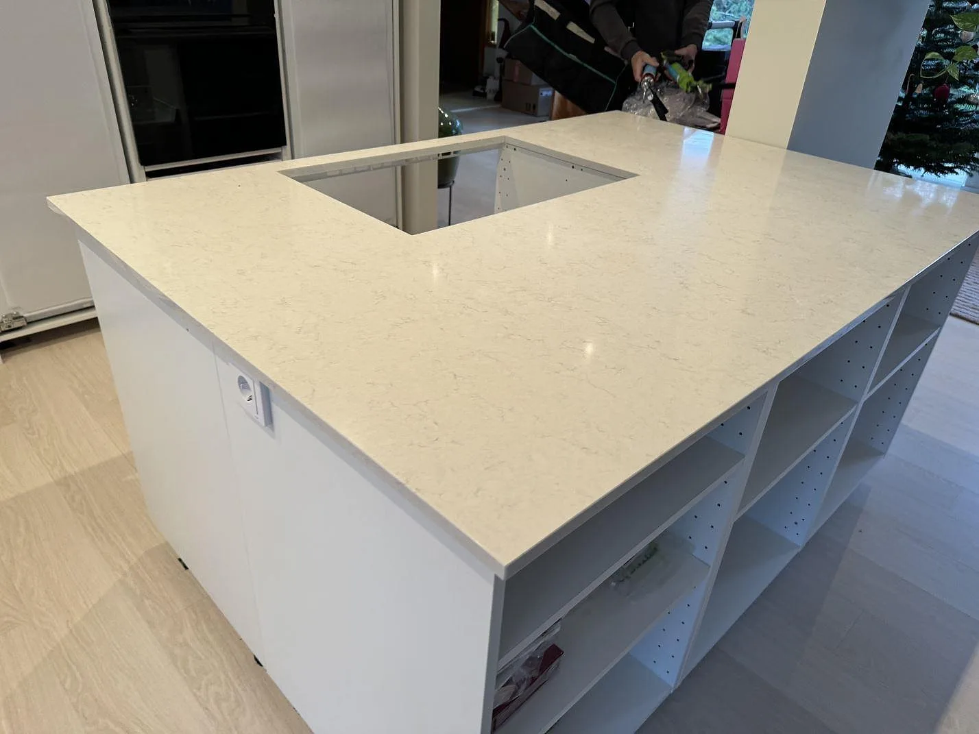 Køkkenbordplade i Silestone Snowy Ibiza, Höllviken – billede 2