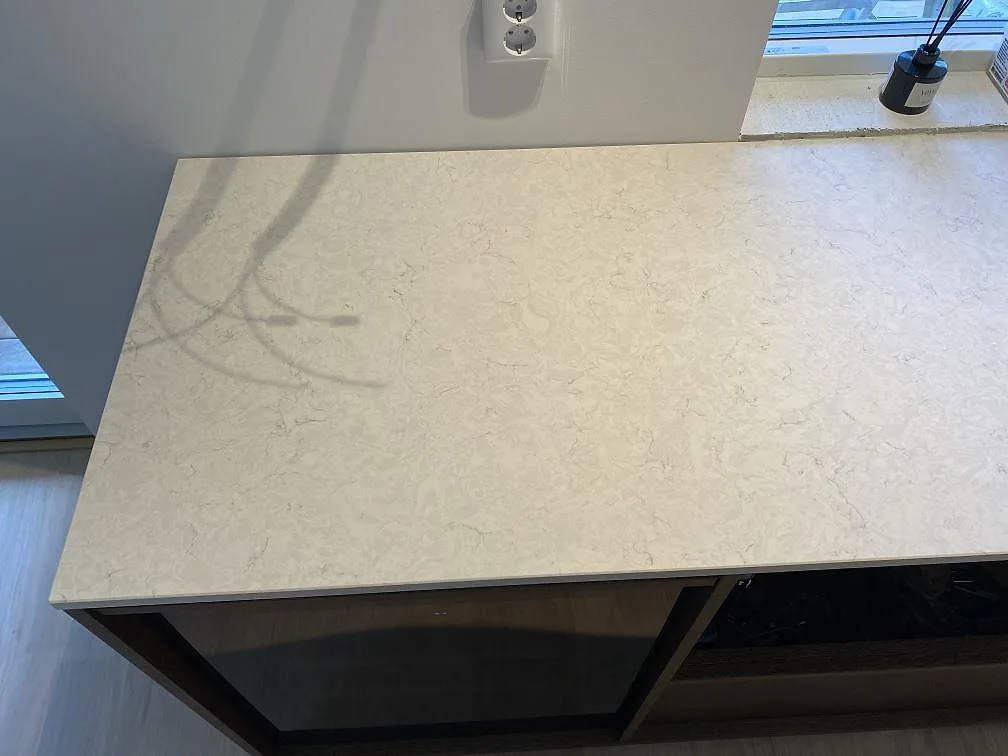 Køkkenbordplade i Silestone Snowy Ibiza, Höllviken – billede 8