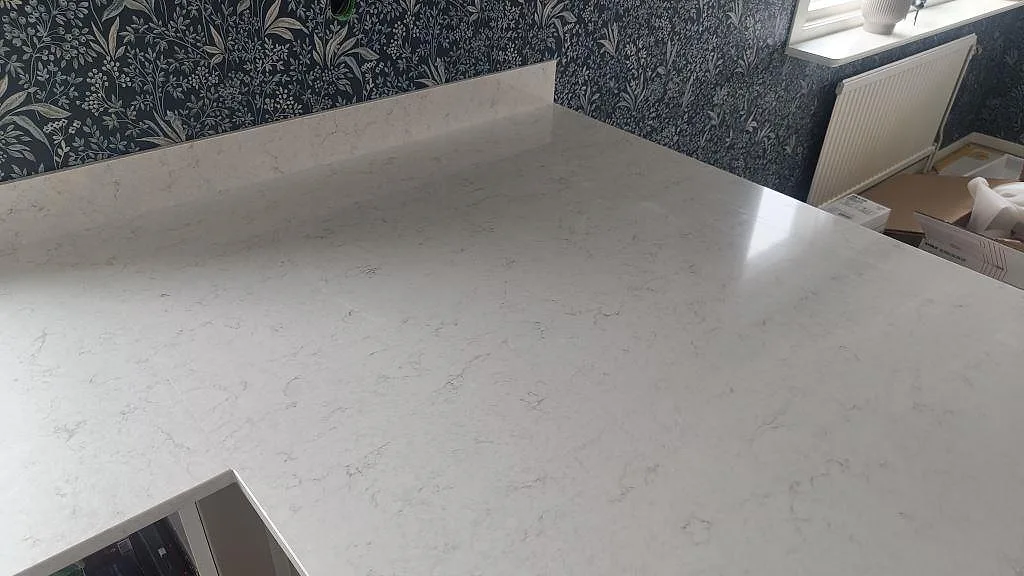 Køkkenbordplade i Silestone Snowy Ibiza, Huskvarna – billede 4