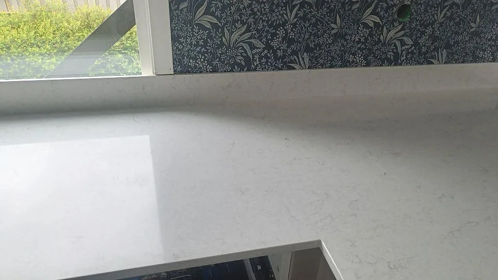 Køkkenbordplade i Silestone Snowy Ibiza, Huskvarna – billede 8