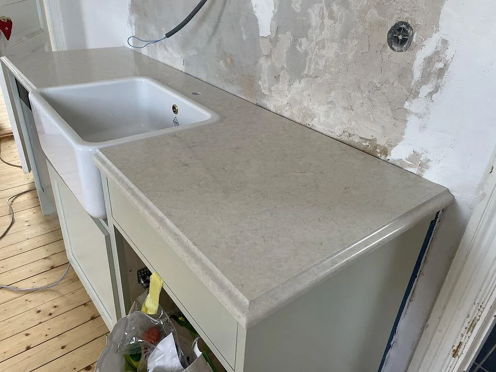Køkkenbordplade i Silestone Snowy Ibiza, Kågeröd – billede 5