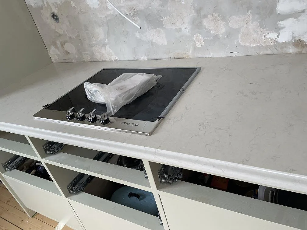 Køkkenbordplade i Silestone Snowy Ibiza, Kågeröd – billede 4