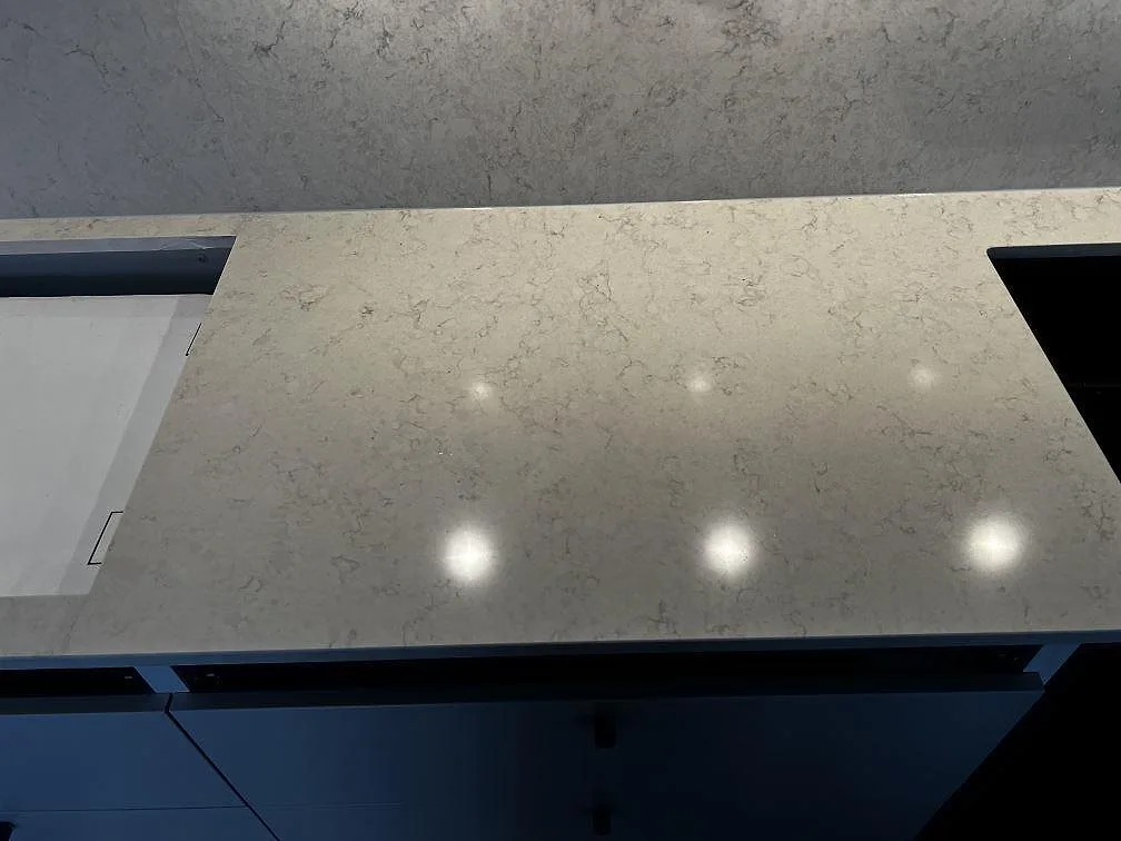 Køkkenbordplade i Silestone Snowy Ibiza, Kalmar – billede 6