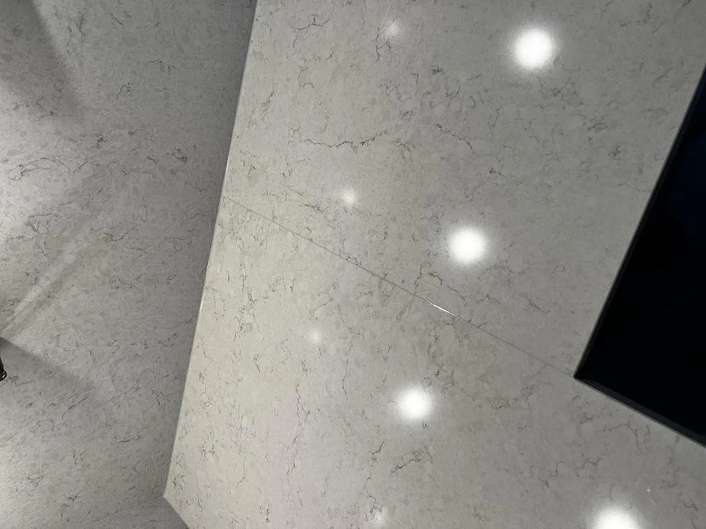 Køkkenbordplade i Silestone Snowy Ibiza, Kalmar – billede 5