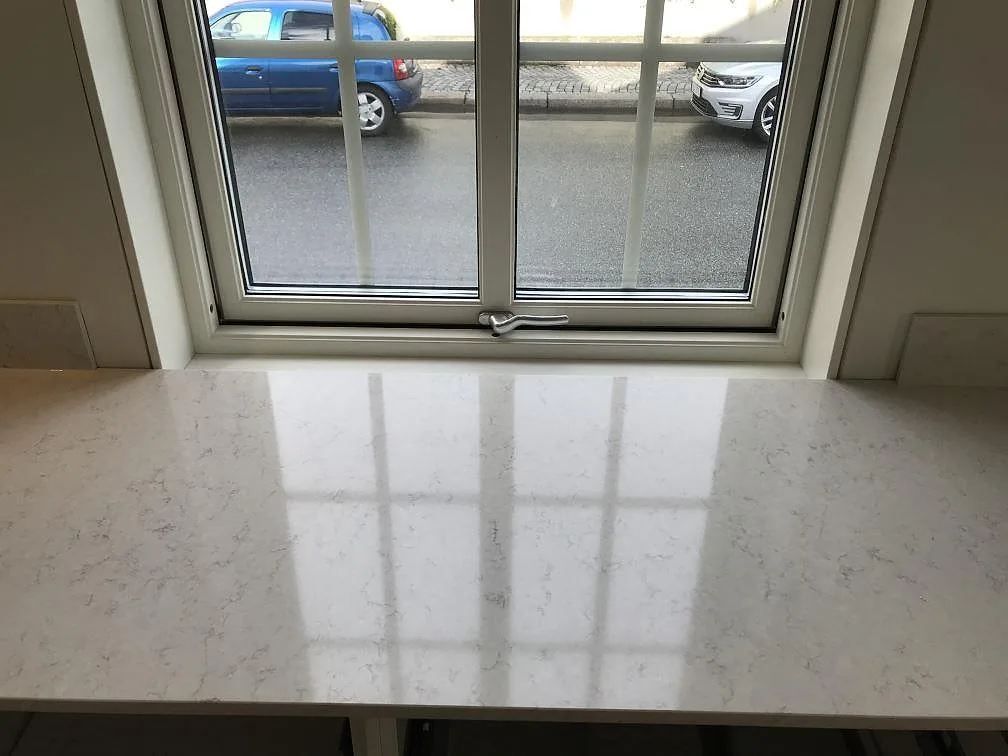 Køkkenbordplade i Silestone Snowy Ibiza, Karlshamn – billede 4