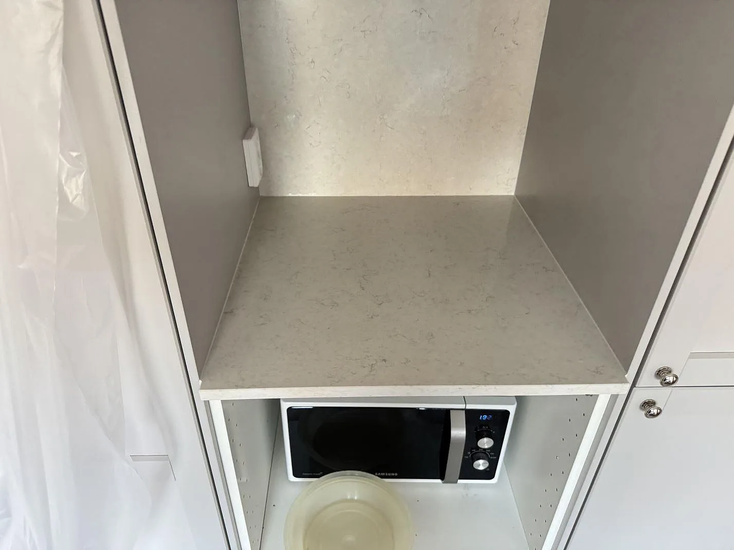 Køkkenbordplade i Silestone Snowy Ibiza, Karlshamn – billede 6