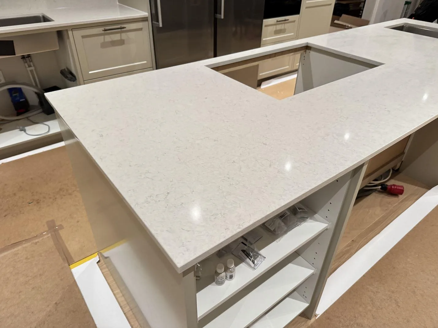 Køkkenbordplade i Silestone Snowy Ibiza, Karlshamn – billede 6