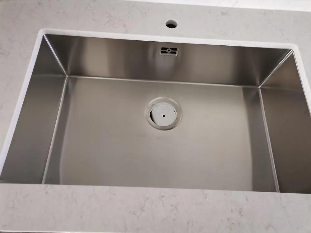 Køkkenbordplade i Silestone Snowy Ibiza, Katrineholm – billede 3