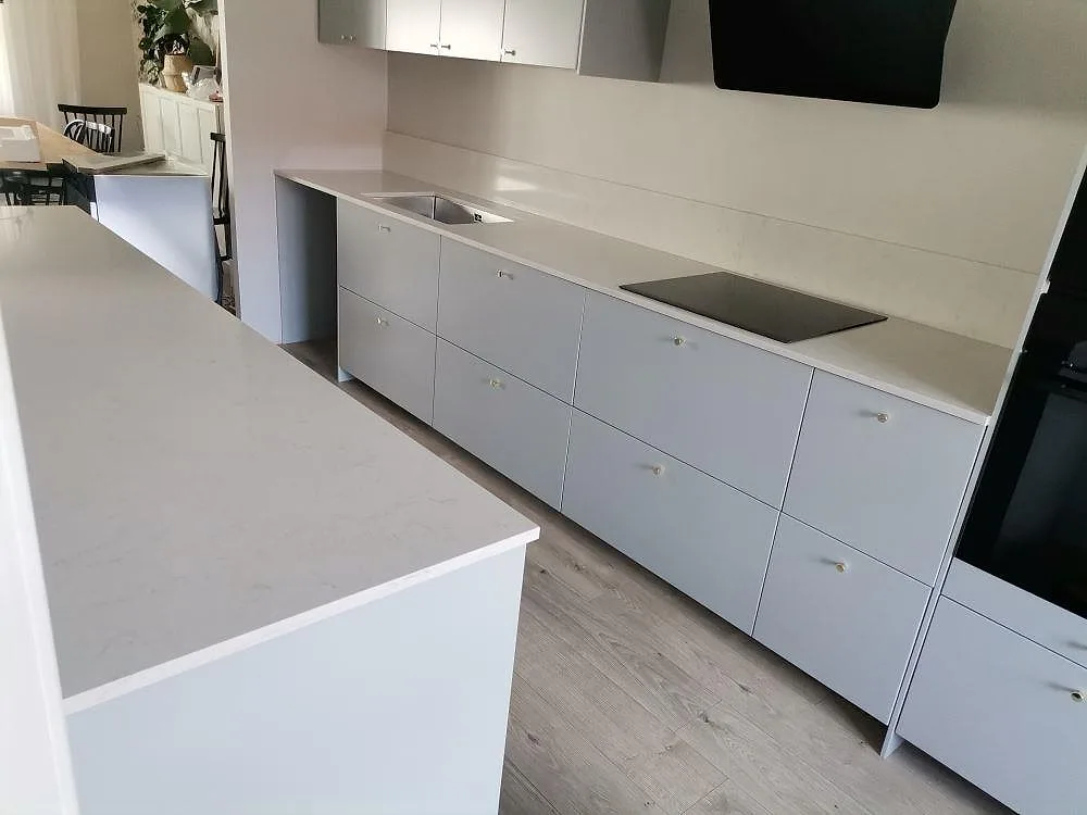 Køkkenbordplade i Silestone Snowy Ibiza, Katrineholm – billede 5