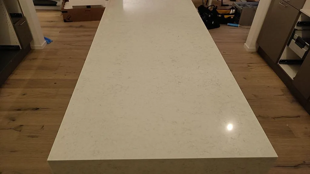 Køkkenbordplade i Silestone Snowy Ibiza, Kivik – billede 8