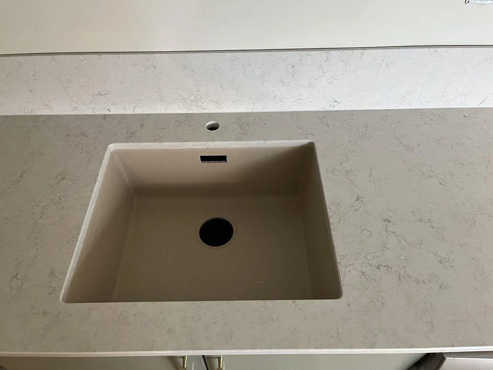 Køkkenbordplade i Silestone Snowy Ibiza, Klagshamn – billede 2