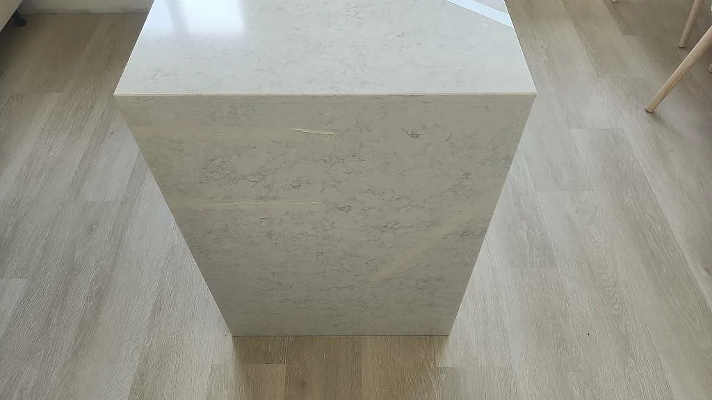 Køkkenbordplade i Silestone Snowy Ibiza, Klippan – billede 7
