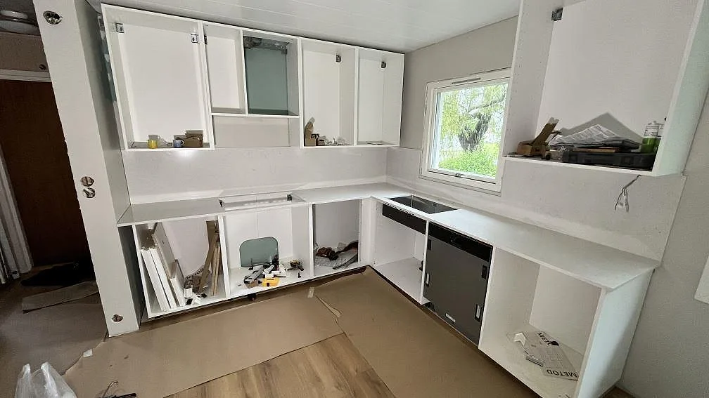 Køkkenbordplade i Silestone Snowy Ibiza, Köping – billede 2