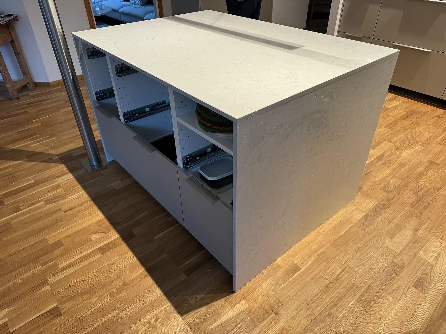 Køkkenbordplade i Silestone Snowy Ibiza, Landskrona – billede 3
