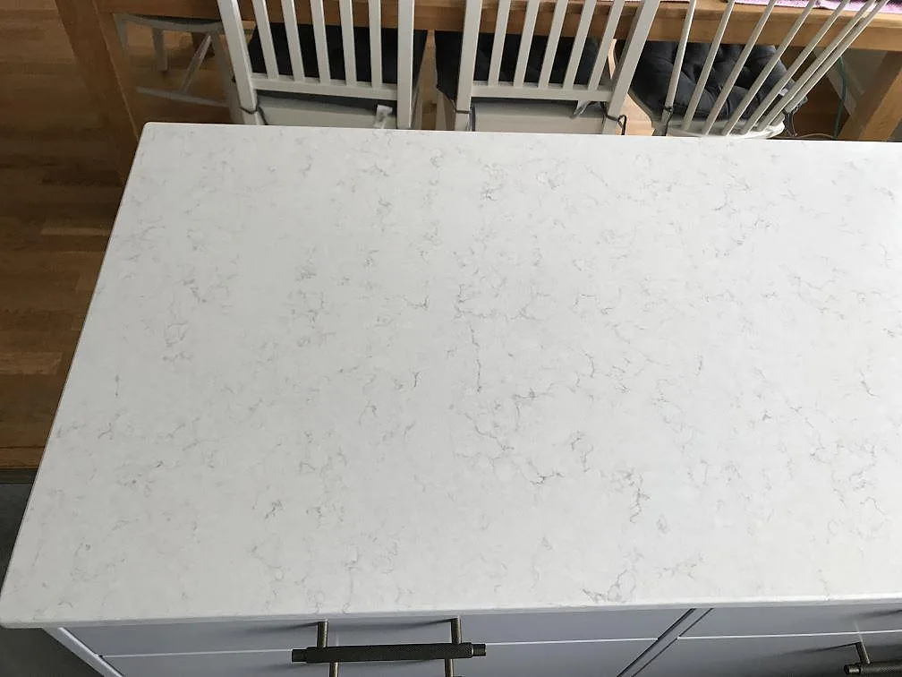 Køkkenbordplade i Silestone Snowy Ibiza, Lerum – billede 4