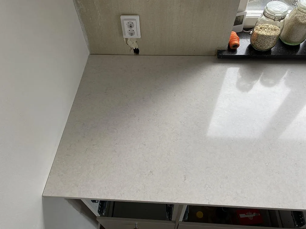 Køkkenbordplade i Silestone Snowy Ibiza, Limhamn – billede 4