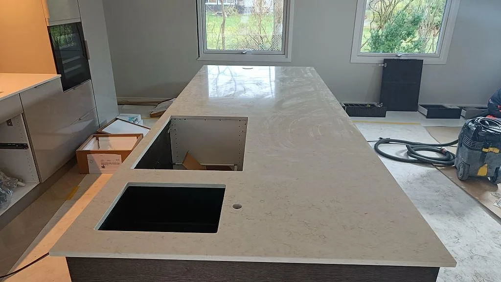 Køkkenbordplade i Silestone Snowy Ibiza, Löddeköpinge – billede 2