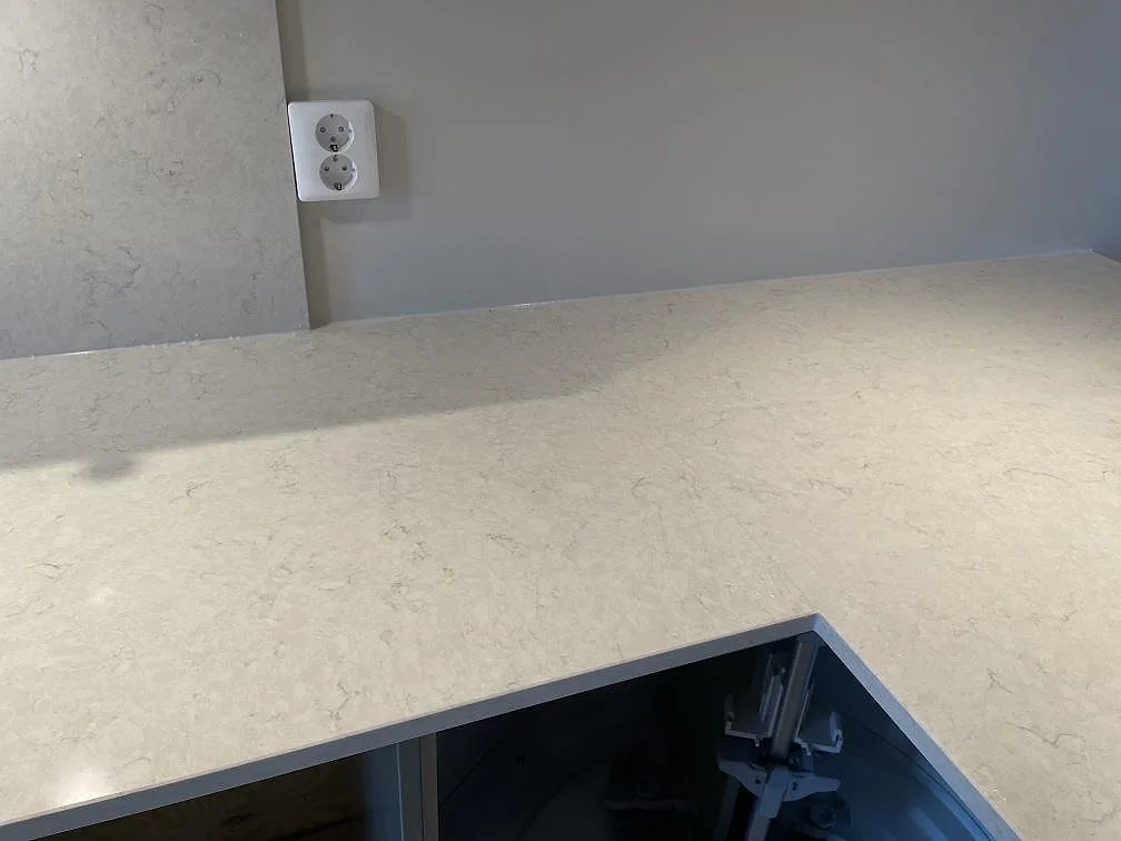 Køkkenbordplade i Silestone Snowy Ibiza, Ludvigsborg – billede 8