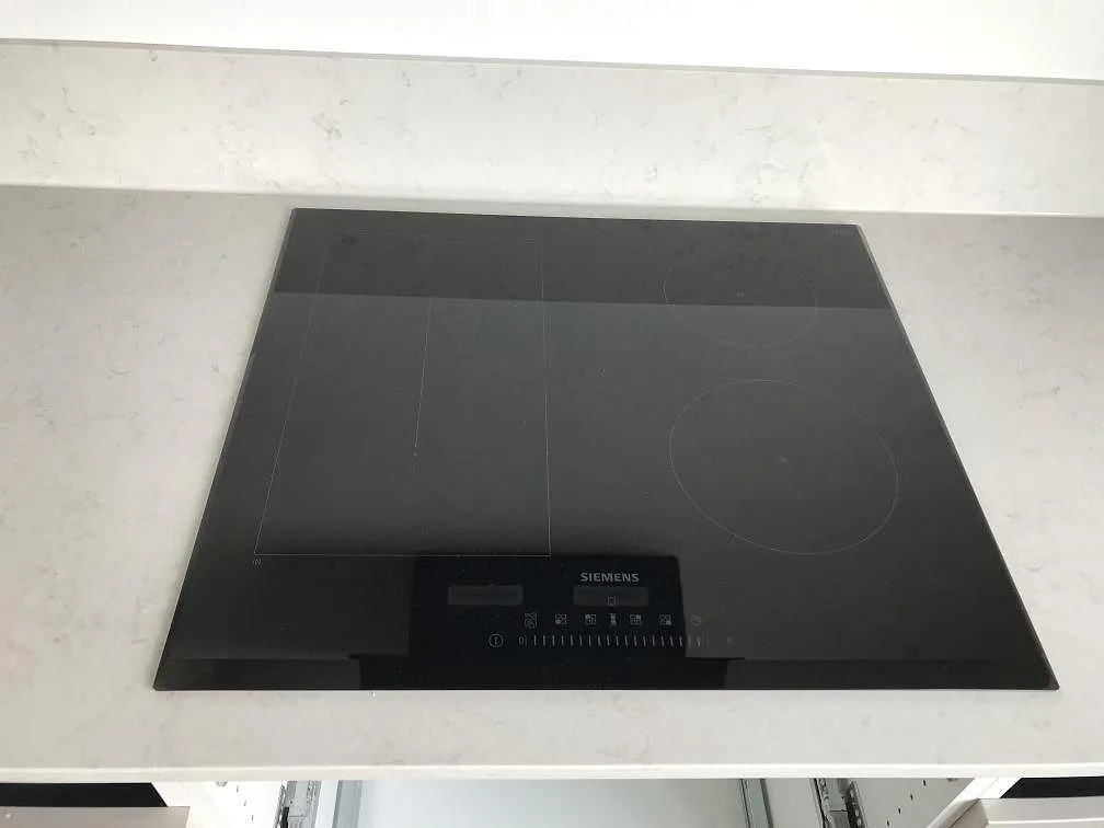 Køkkenbordplade i Silestone Snowy Ibiza, Lund – billede 6