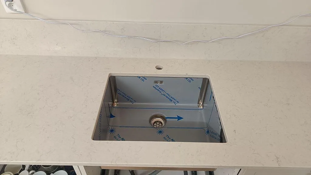 Køkkenbordplade i Silestone Snowy Ibiza, Lund – billede 5