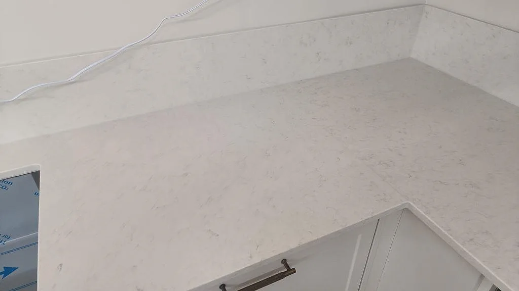 Køkkenbordplade i Silestone Snowy Ibiza, Lund – billede 6
