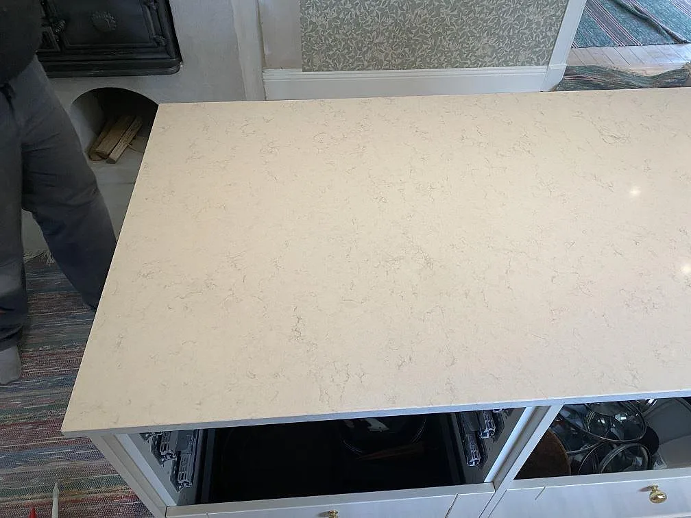 Køkkenbordplade i Silestone Snowy Ibiza, Målsryd – billede 8