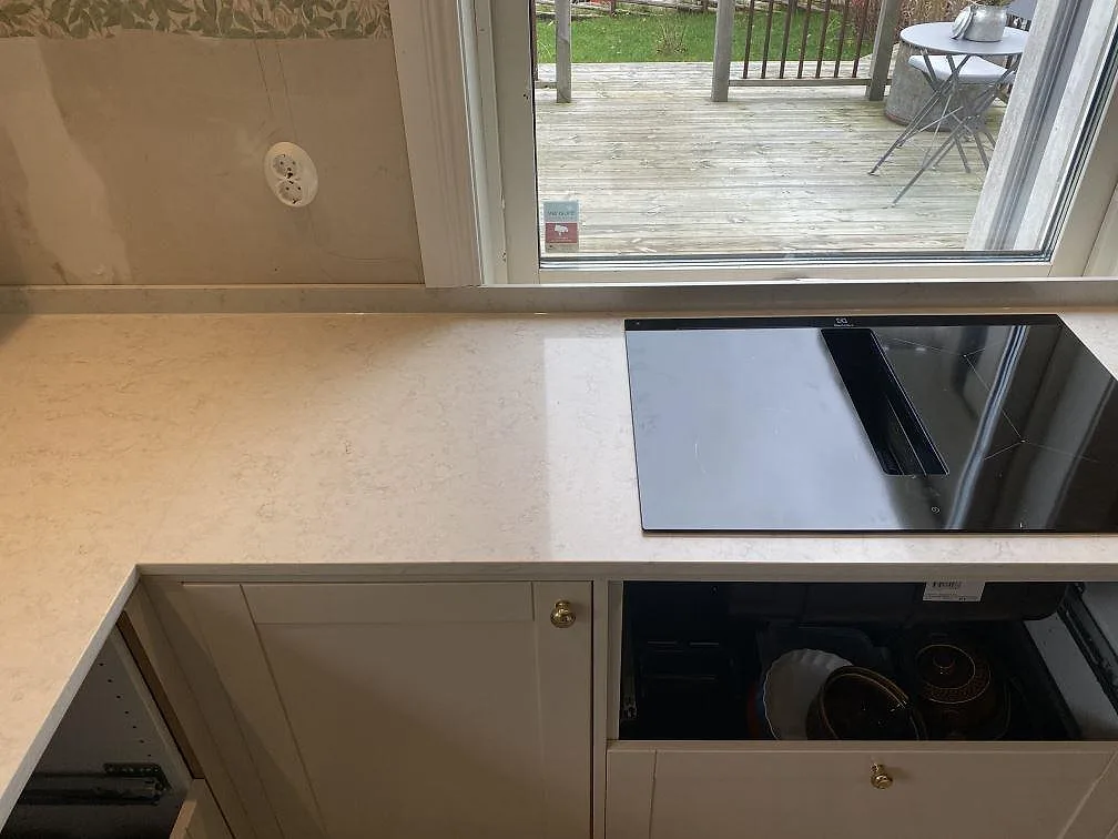 Køkkenbordplade i Silestone Snowy Ibiza, Målsryd – billede 5