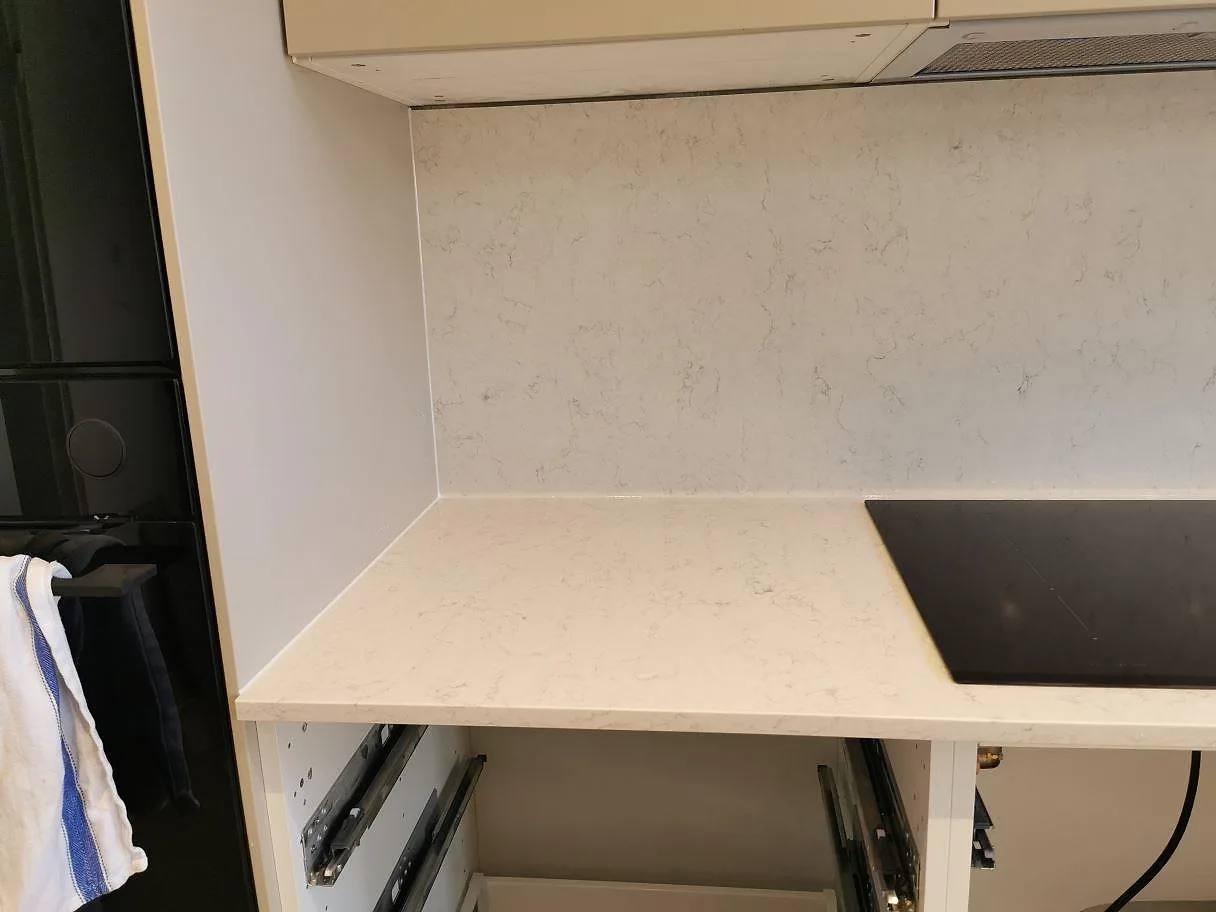 Køkkenbordplade i Silestone Snowy Ibiza, Malmö – billede 3