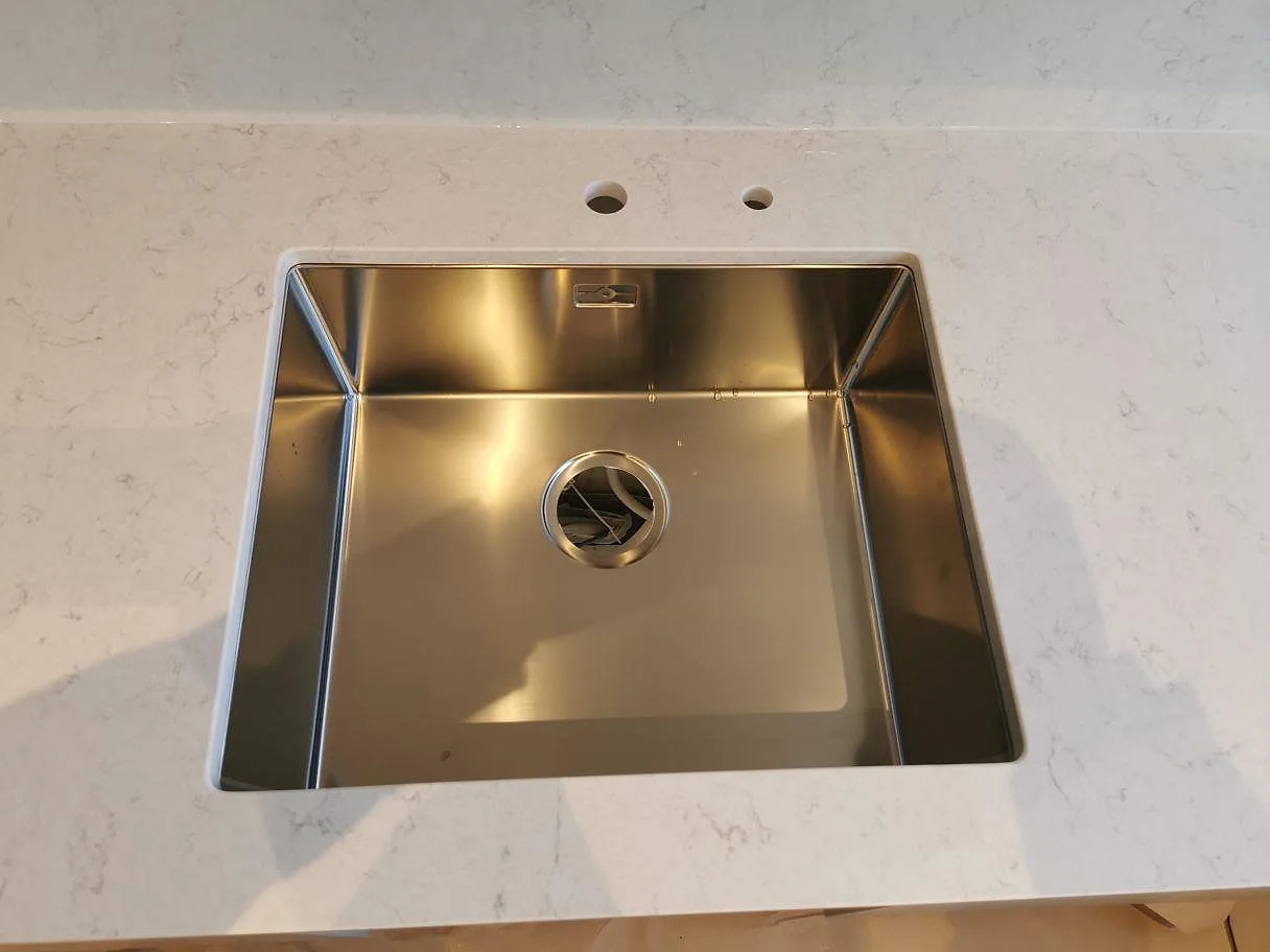 Køkkenbordplade i Silestone Snowy Ibiza, Malmö – billede 5