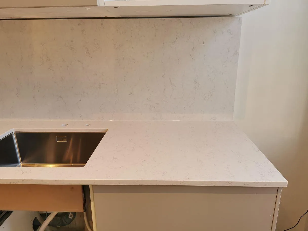 Køkkenbordplade i Silestone Snowy Ibiza, Malmö – billede 6