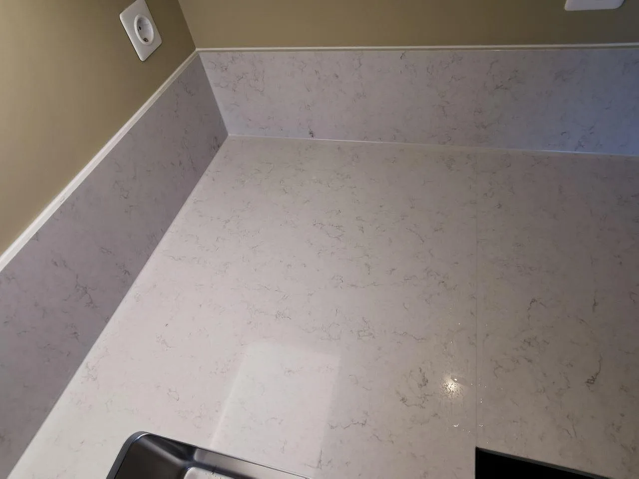 Køkkenbordplade i Silestone Snowy Ibiza, Malmö – billede 4