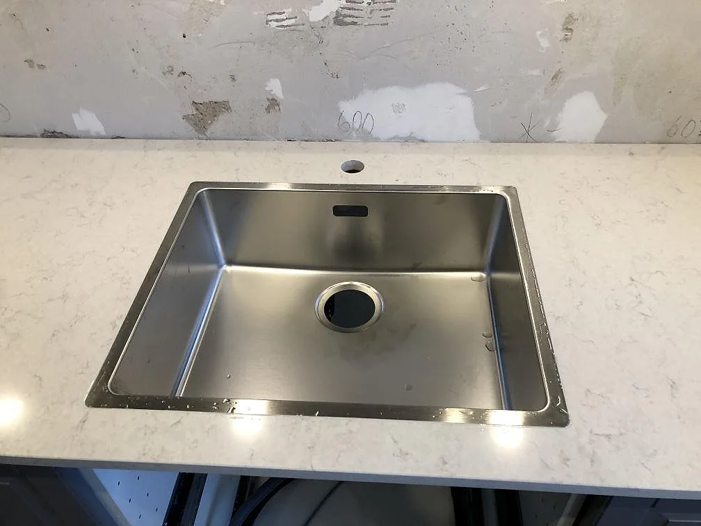 Køkkenbordplade i Silestone Snowy Ibiza, Malmö – billede 6
