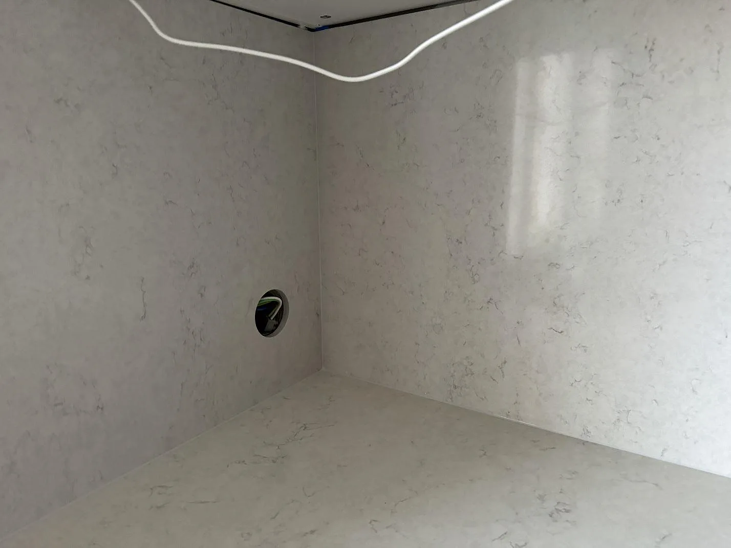 Køkkenbordplade i Silestone Snowy Ibiza, Malmö – billede 6
