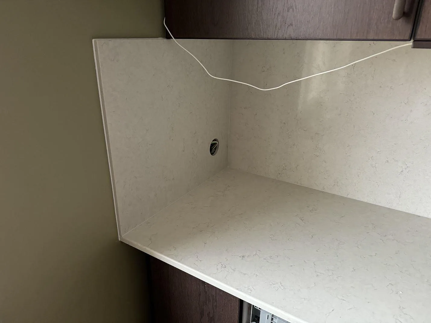 Køkkenbordplade i Silestone Snowy Ibiza, Malmö – billede 5