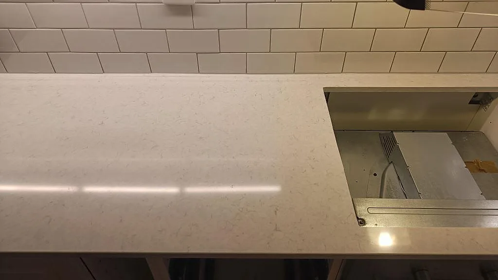 Køkkenbordplade i Silestone Snowy Ibiza, Malmö – billede 4