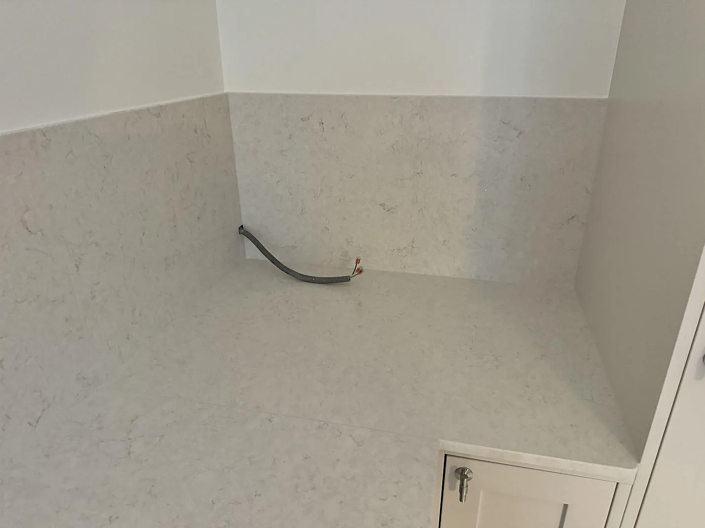 Køkkenbordplade i Silestone Snowy Ibiza, MALMÖ – billede 7
