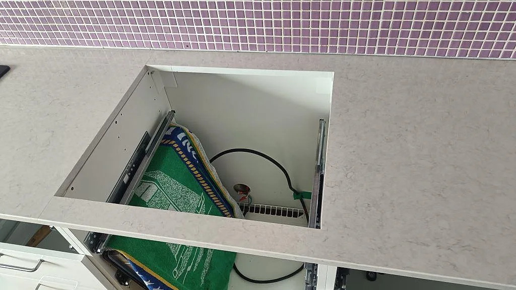 Køkkenbordplade i Silestone Snowy Ibiza, Malmö – billede 5
