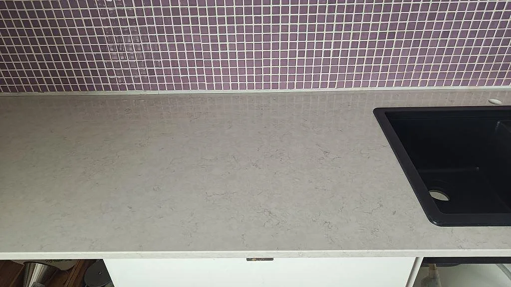 Køkkenbordplade i Silestone Snowy Ibiza, Malmö – billede 4