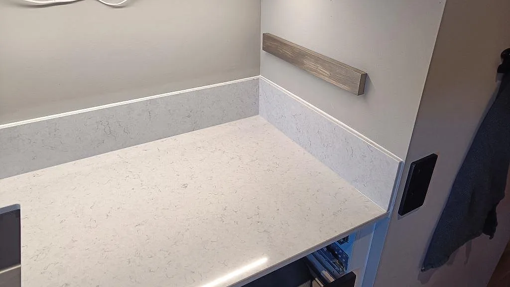 Køkkenbordplade i Silestone Snowy Ibiza, Malmö – billede 6