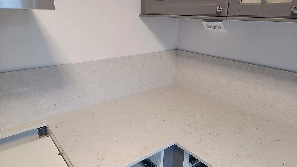 Køkkenbordplade i Silestone Snowy Ibiza, Malmö – billede 4