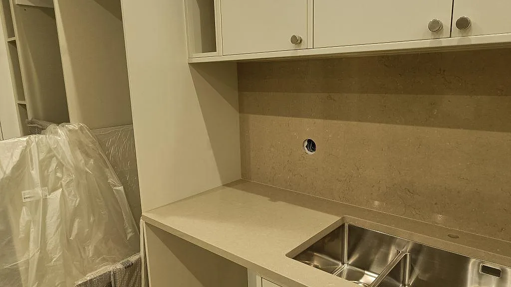 Køkkenbordplade i Silestone Snowy Ibiza, Malmö – billede 8