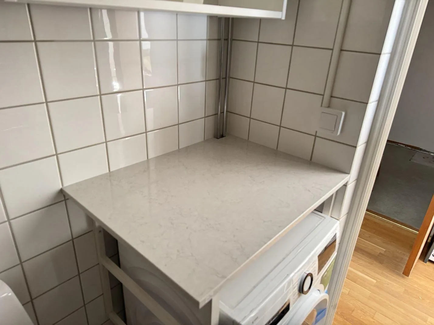Køkkenbordplade i Silestone Snowy Ibiza, Malmö – billede 7
