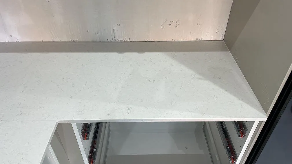 Køkkenbordplade i Silestone Snowy Ibiza, Malmö – billede 6