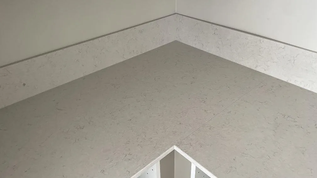 Køkkenbordplade i Silestone Snowy Ibiza, Malmö – billede 4