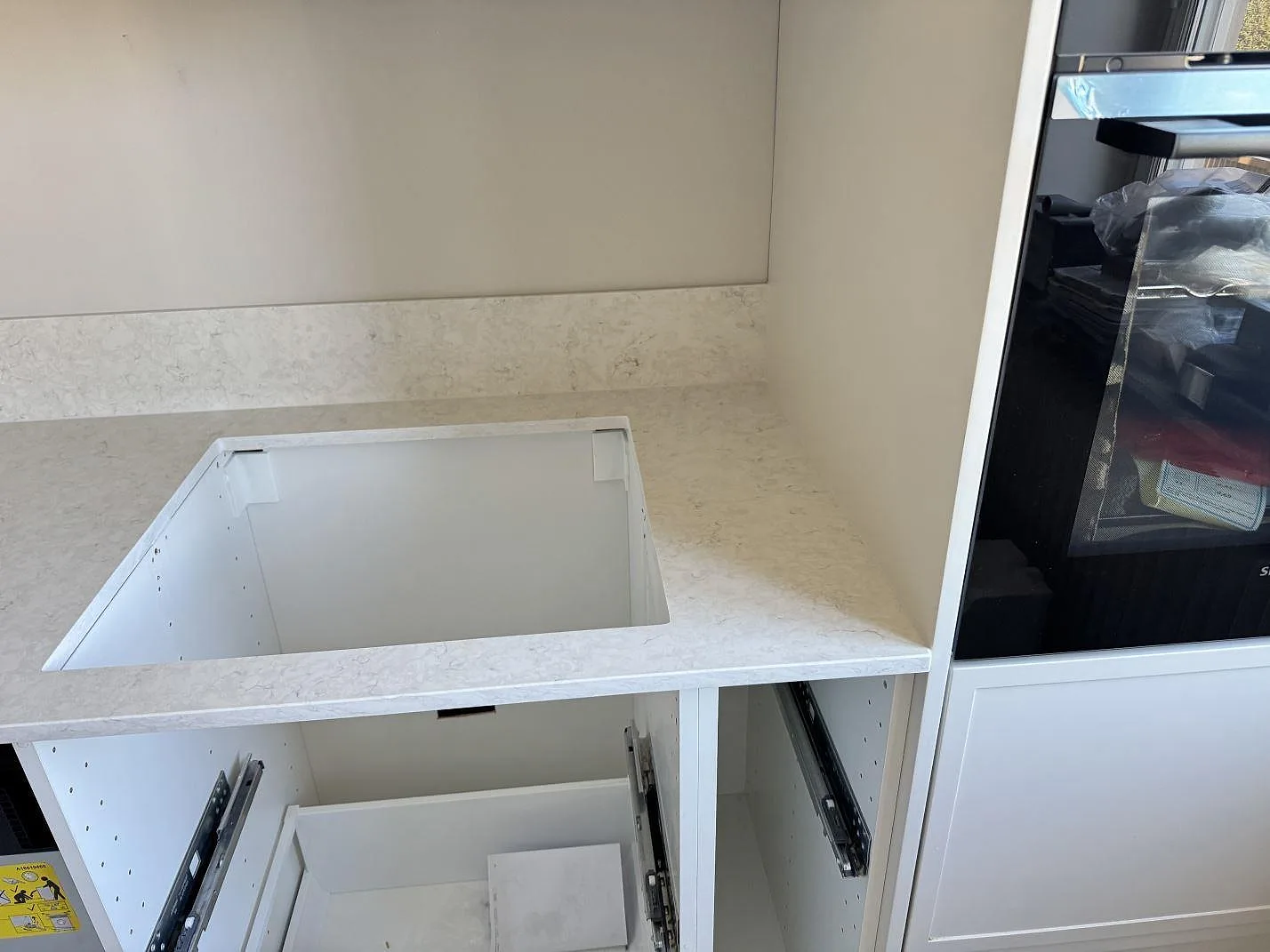 Køkkenbordplade i Silestone Snowy Ibiza, Malmö – billede 6