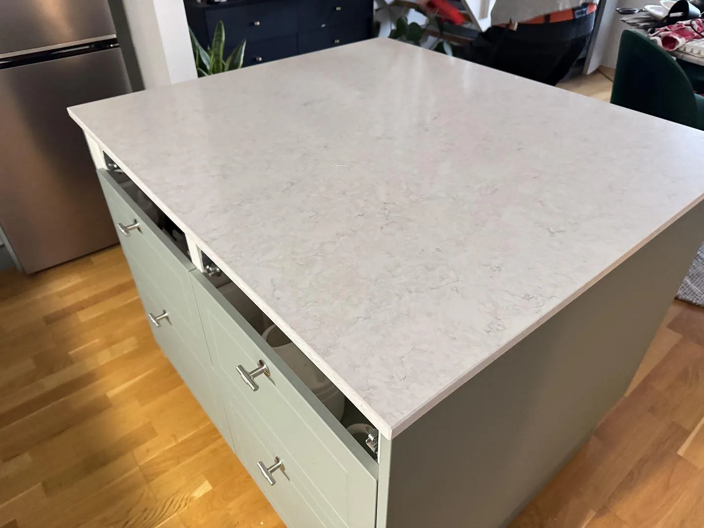 Køkkenbordplade i Silestone Snowy Ibiza, Malmö – billede 2