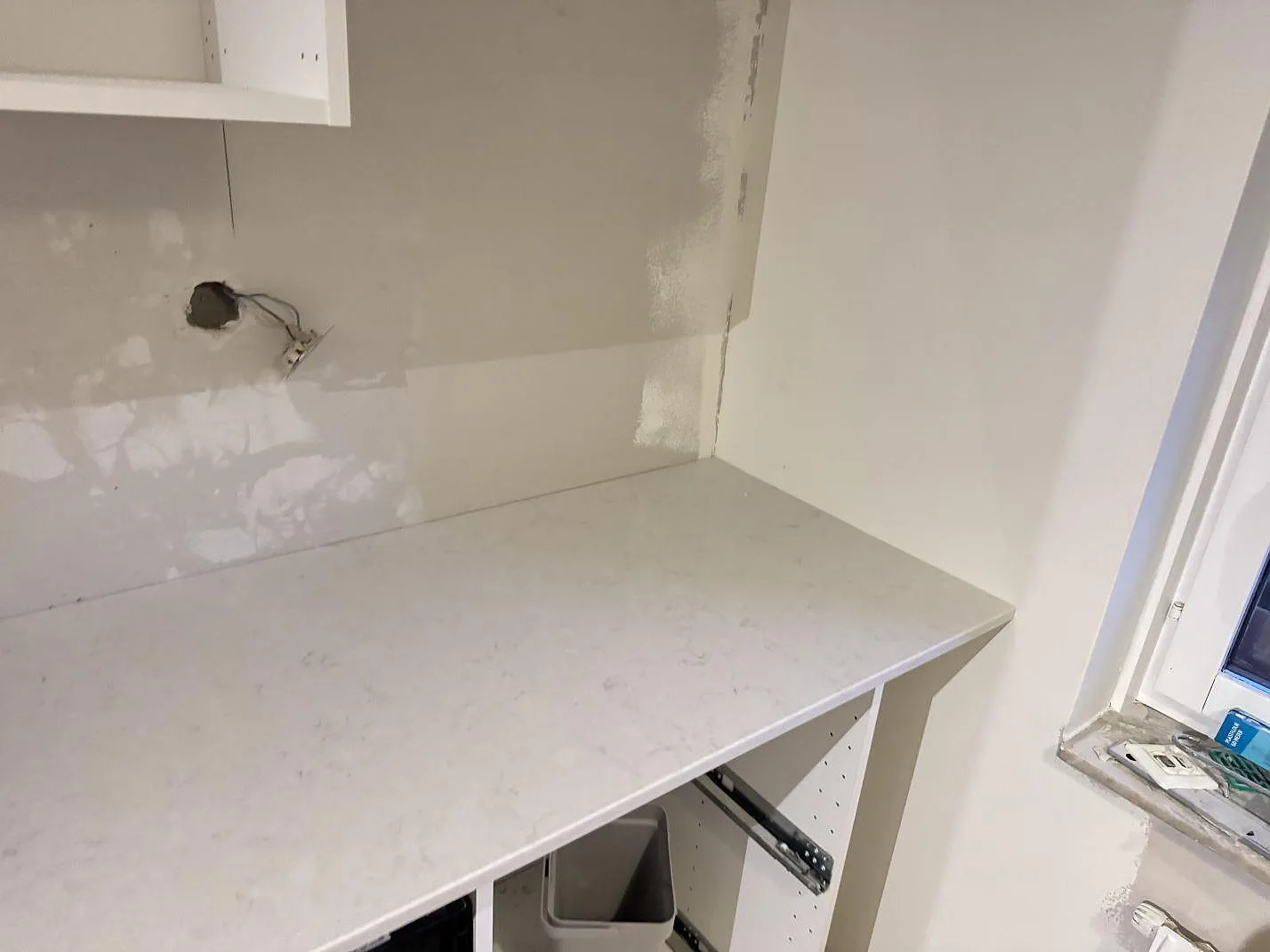 Køkkenbordplade i Silestone Snowy Ibiza, Malmö – billede 4